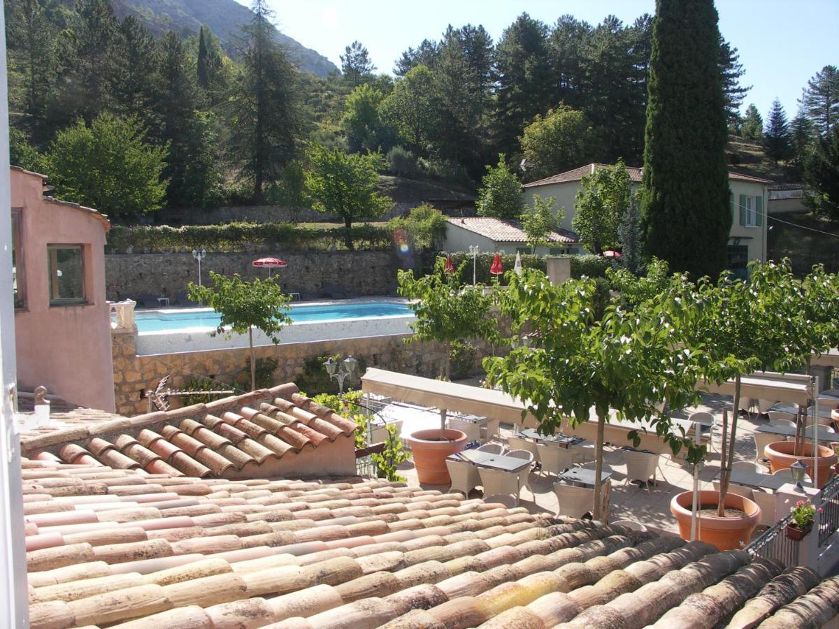 Hôtel La Bonne Auberge Moustiers-Sainte-Marie Exterior foto